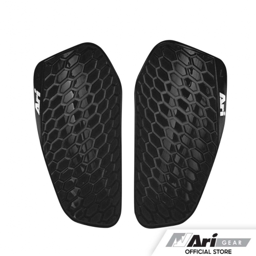 ARI HEXAGON SHIN GUARD ĐEN TRẮNG Bảo vệ ống chân Ari, Fairtex order Thái Lan