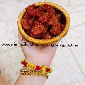 Mứt Dâu Tây Thái Lan Trái To - Mứt Tết 2021