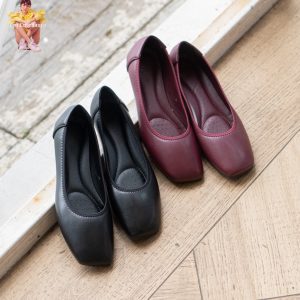 Giày búp bê bít mũi da trơn màu trung tính
