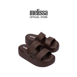 Quảng cáo nền tảng MELISSA FREE LINE phiên bản 37824 dép lê.