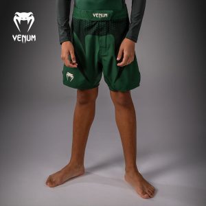 Venum | Quần short cho trẻ em chơi võ.